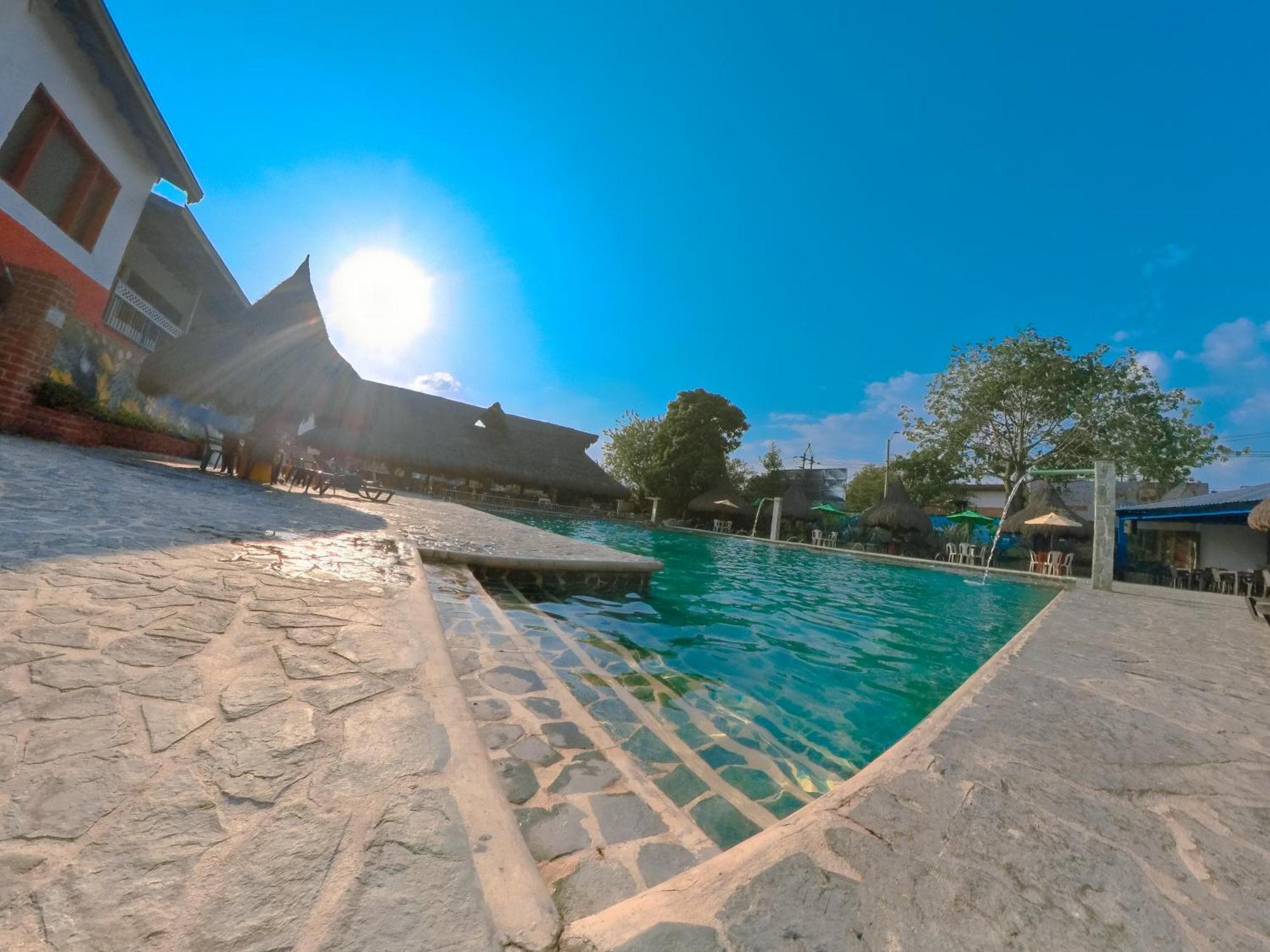 Hotel Acuarela Del Rio 圣菲德安蒂奥基亚 外观 照片
