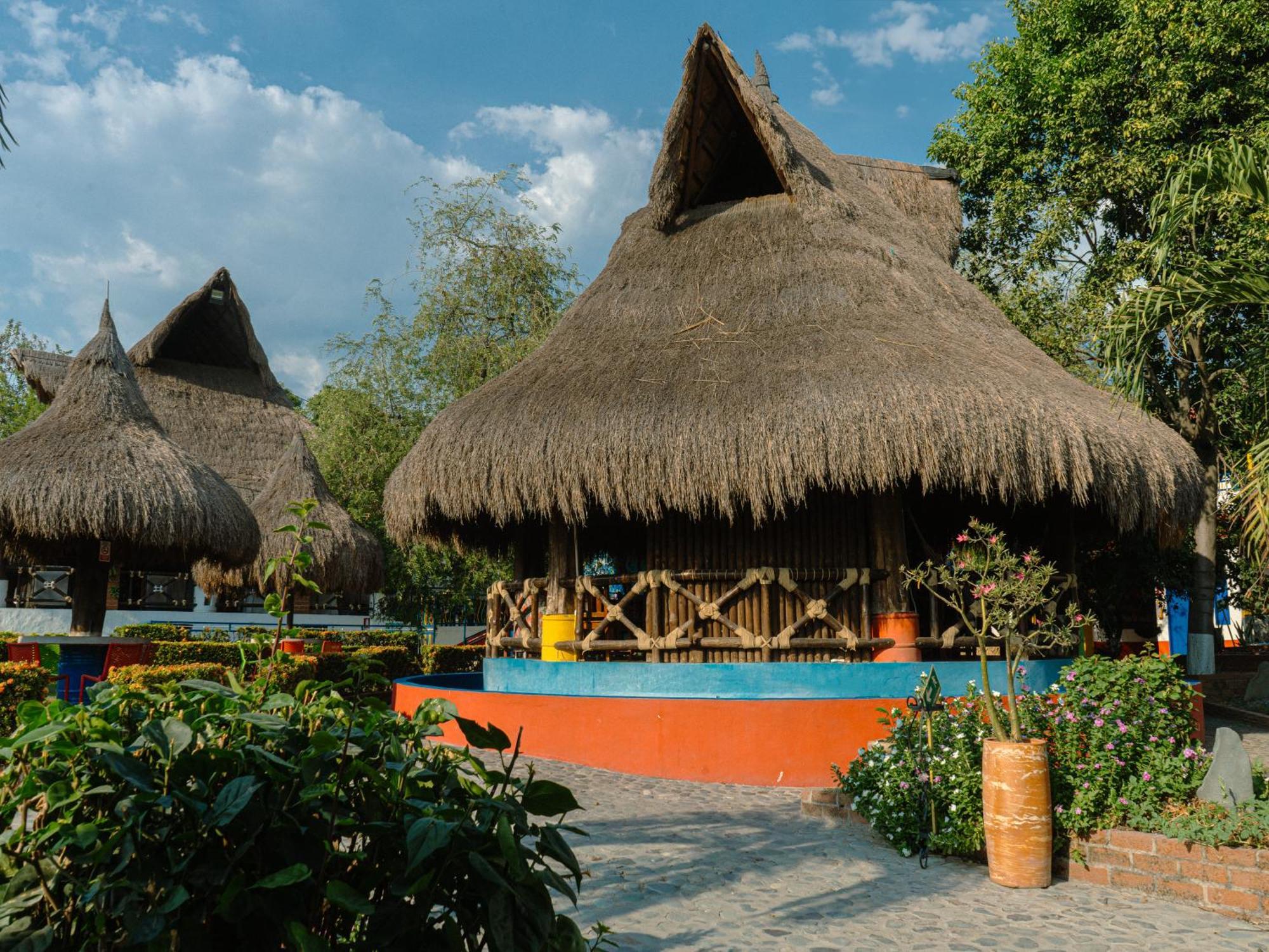 Hotel Acuarela Del Rio 圣菲德安蒂奥基亚 外观 照片